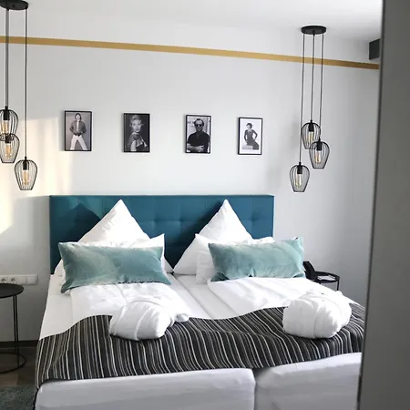 Tanneck Otel 4*