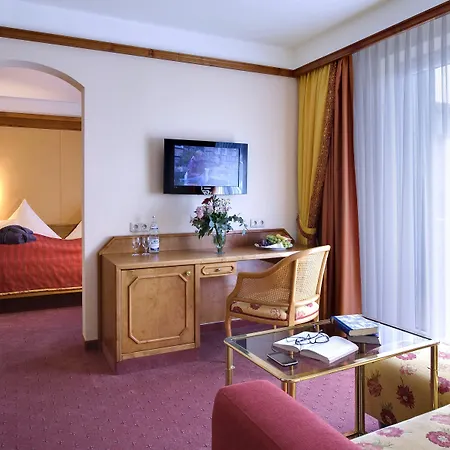 Tanneck Otel 4*