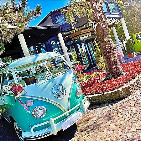 Tanneck Hotel 4*